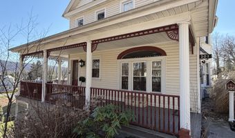 201 Ruskin Dr, Altoona, PA 16602
