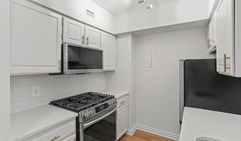 4801 FAIRMONT Ave 801, Bethesda, MD 20814
