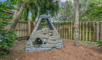 1751 SEA OATS Dr, Atlantic Beach, FL 32233