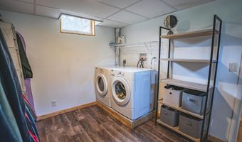 4130 4th St NW, Backus, MN 56435