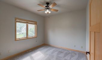 5205 Blazingstar Ln, Fitchburg, WI 53711