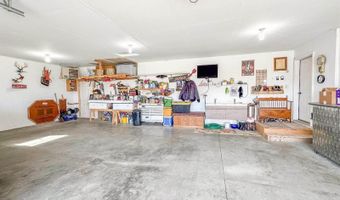 502 Granite Dr, Bismarck, ND 58503