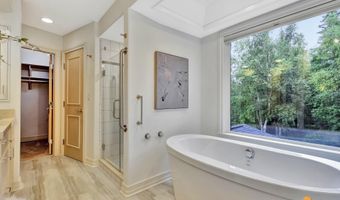 6820 Gunnison Dr, Anchorage, AK 99516