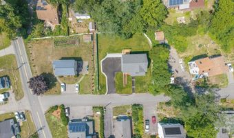8 Country Ln, Billerica, MA 01821