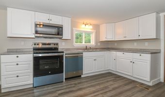 34 Cricket Ln, Sebago, ME 04029