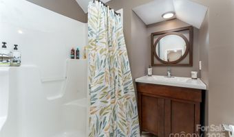 34 Finch Drive 10, Asheville, NC 28804