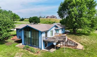 596 E 1732 Rd, Baldwin City, KS 66006
