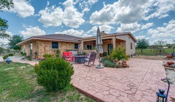 300 County Road 324, Adkins, TX 78101