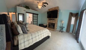 1 LONNIE Ct, Bear, DE 19701
