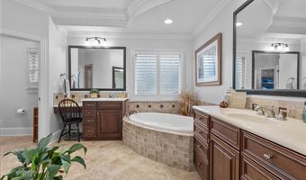 105 Sycamore Commons Ln, Advance, NC 27006