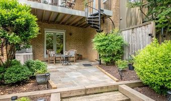 3814 N RICHMOND St, Arlington, VA 22207