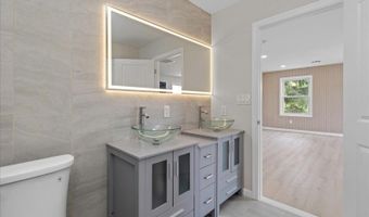 129 Owens Station Rd, Alloway, NJ 07418