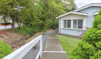 209 NW Creekside Dr, Grants Pass, OR 97526