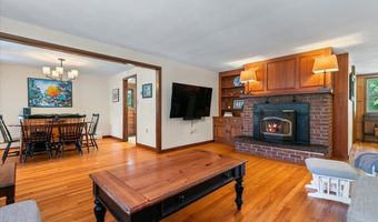 316 Leetes Island Rd, Branford, CT 06405
