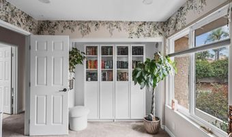 4640 Sunburst Rd, Carlsbad, CA 92008