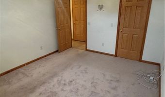 1437 Waters Edge Dr, Akron, OH 44313