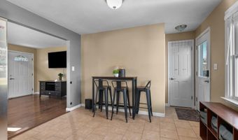 1120 E LAYTON Ave, Appleton, WI 54915