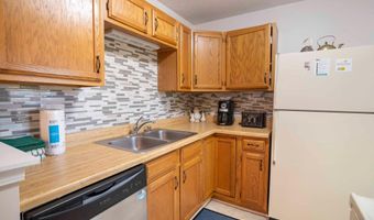 547- B KING St 17B, Basye, VA 22810