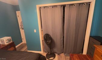 2358 Nesmith Lake Blvd, Akron, OH 44314