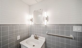 4281 N Forest Ridge Dr, Ashtabula, OH 44004