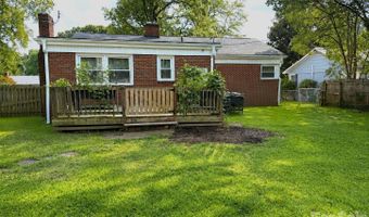 1327 Dresden Dr W, Charlotte, NC 28205