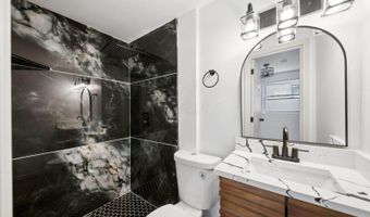 2458 Edgevale Rd, Columbus, OH 43221