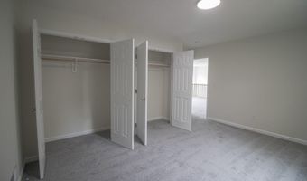 111 Center Dr, Blakeslee, PA 18610