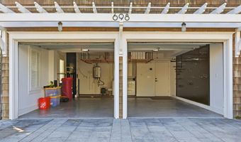 698 BEACH Ave, Atlantic Beach, FL 32233