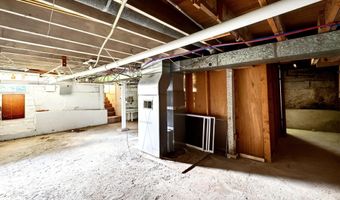1017 Q St, Bedford, IN 47421