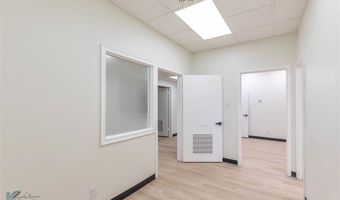 317 N Willis St Suite 2, Abilene, TX 79603