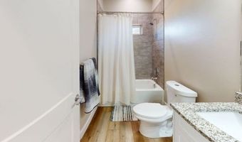 1015 E Canyon Dr, Big Water, UT 84741