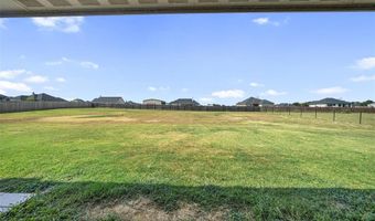 7243 Veal Station Rd, Weatherford, TX 76085