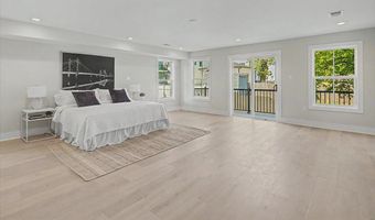 2902 VISTA St NE, Washington, DC 20018