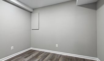 4727 EXETER St, Annandale, VA 22003