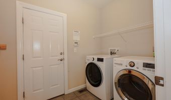 61 Grapevine Rd, Bedford, NH 03110