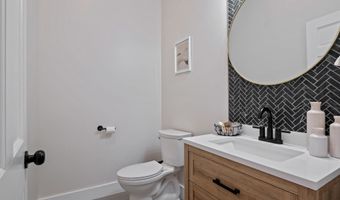 9815 Snow Pointe Dr SE, Alto, MI 49302