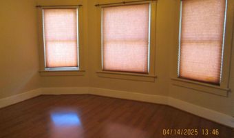 102 E 12th St, Atlantic, IA 50022