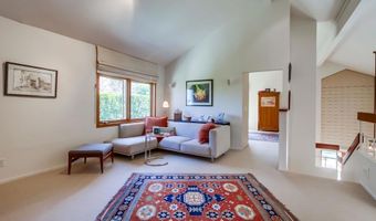 1015 Via Mil Cumbres, Solana Beach, CA 92075