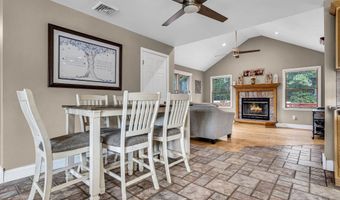 317 Trenton Ave N, Bayville, NJ 08721