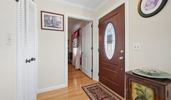 34 Windsor Ave, Augusta, ME 04330