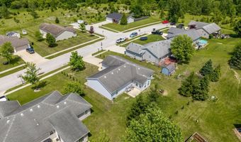 306 Riverview Dr, Albion, IN 46701