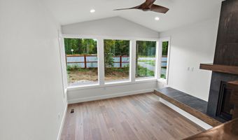 9191 Chapelle Cir, Anchorage, AK 99518