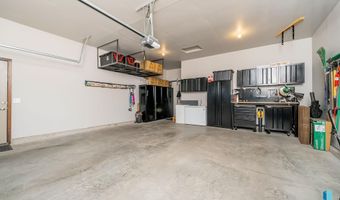 2726 E Sunburst Dr, Brandon, SD 57005