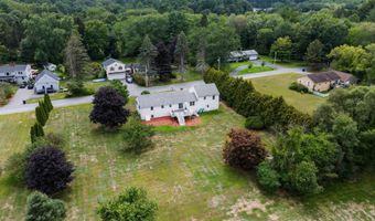 6 Gumpas Hill Rd, Pelham, NH 03076