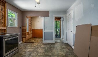 467 Maple Avenue Ave, Barrington, RI 02806