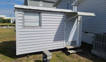 308 W Bogue Blvd, Atlantic Beach, NC 28512