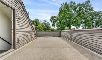 5701 11TH St N 2, Arlington, VA 22205