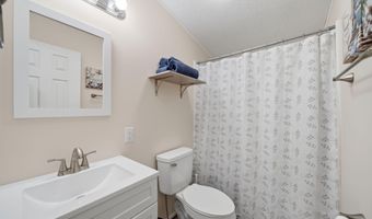 80 Sterling, Adrian, MI 49221