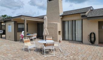 222 WINDMEADOWS St 222, Altamonte Springs, FL 32701