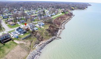 2509 Walnut Blvd, Ashtabula, OH 44004